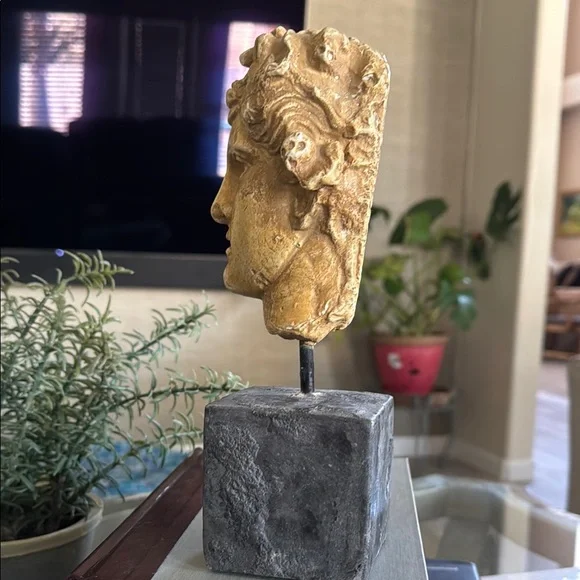 Attila Tivadar Vintage Greek Sculpture Bust with Classical Features - Picture 2 of 7